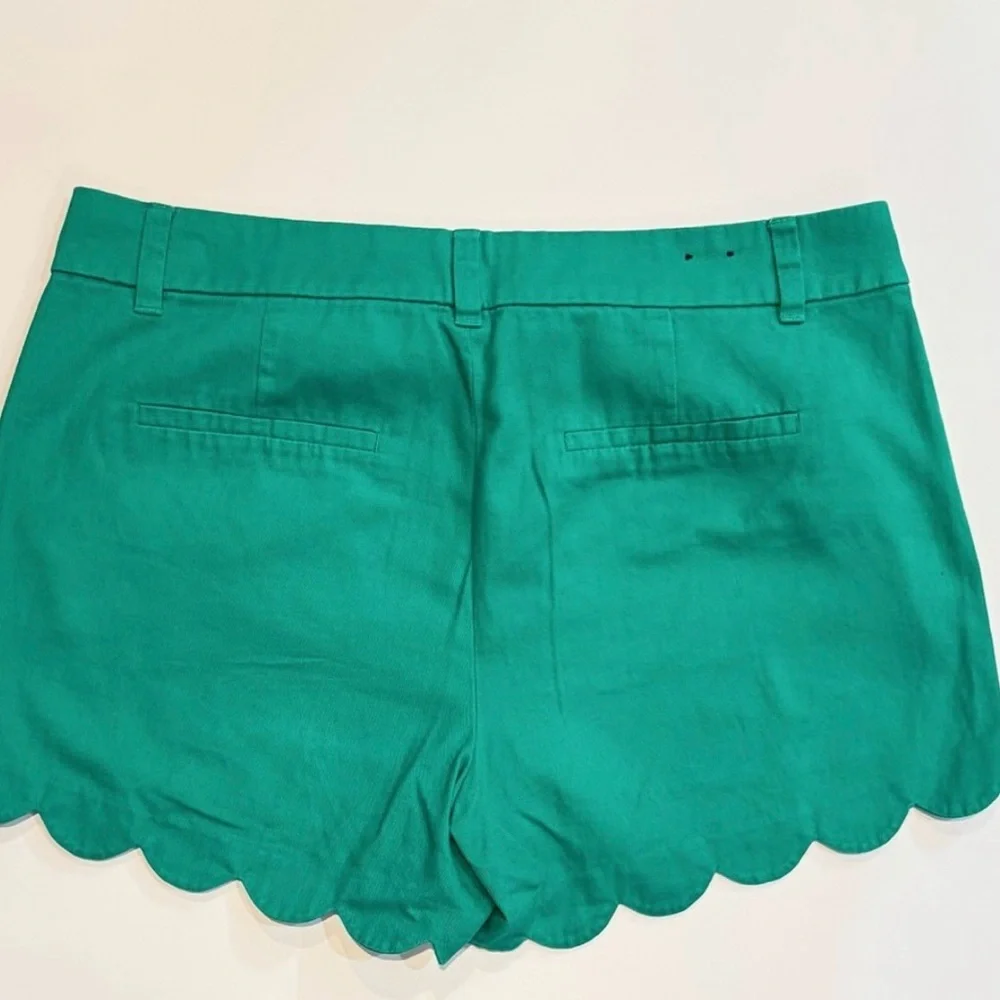 J Crew Scalloped Hem Shorts Green Cotton Preppy Summer Size 10 - Picture 2 of 7